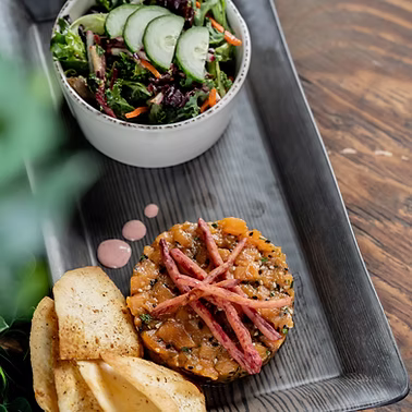 TARTARE DE SAUMON À L'ASIATIQUE