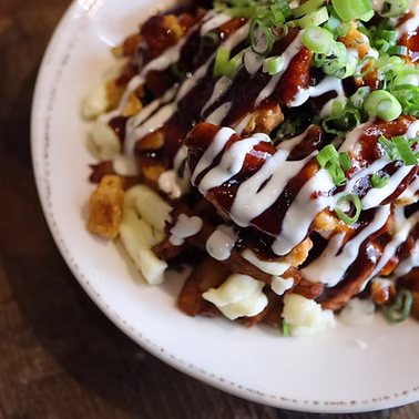 POUTINE POULET BBQ RANCH